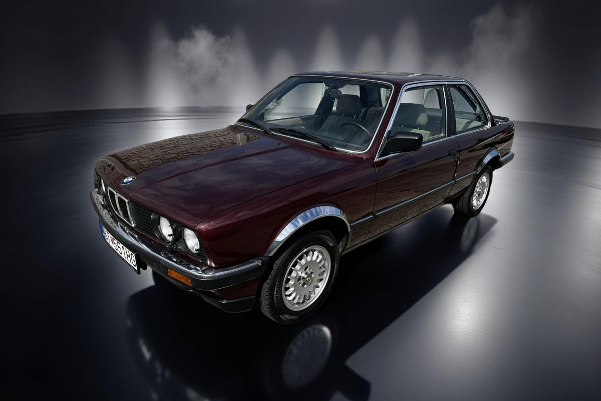 BMW 323i