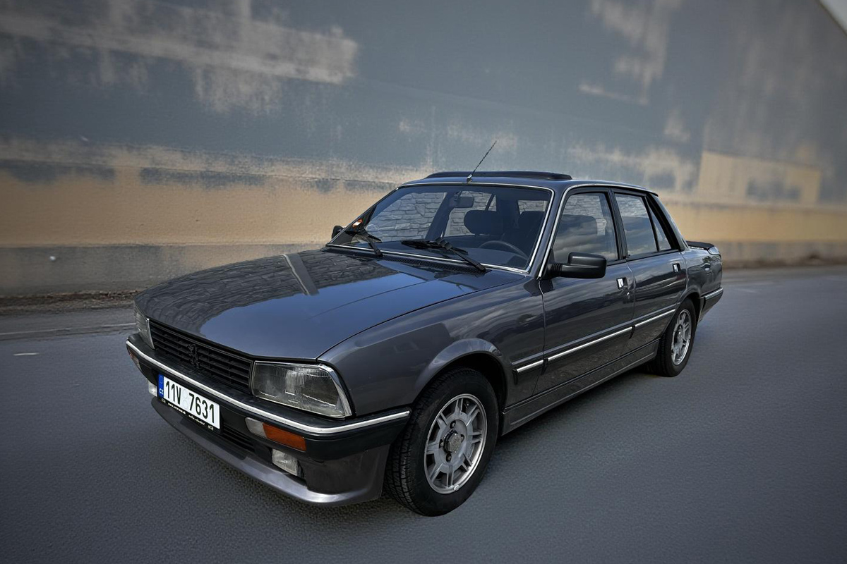 Peugeot 504